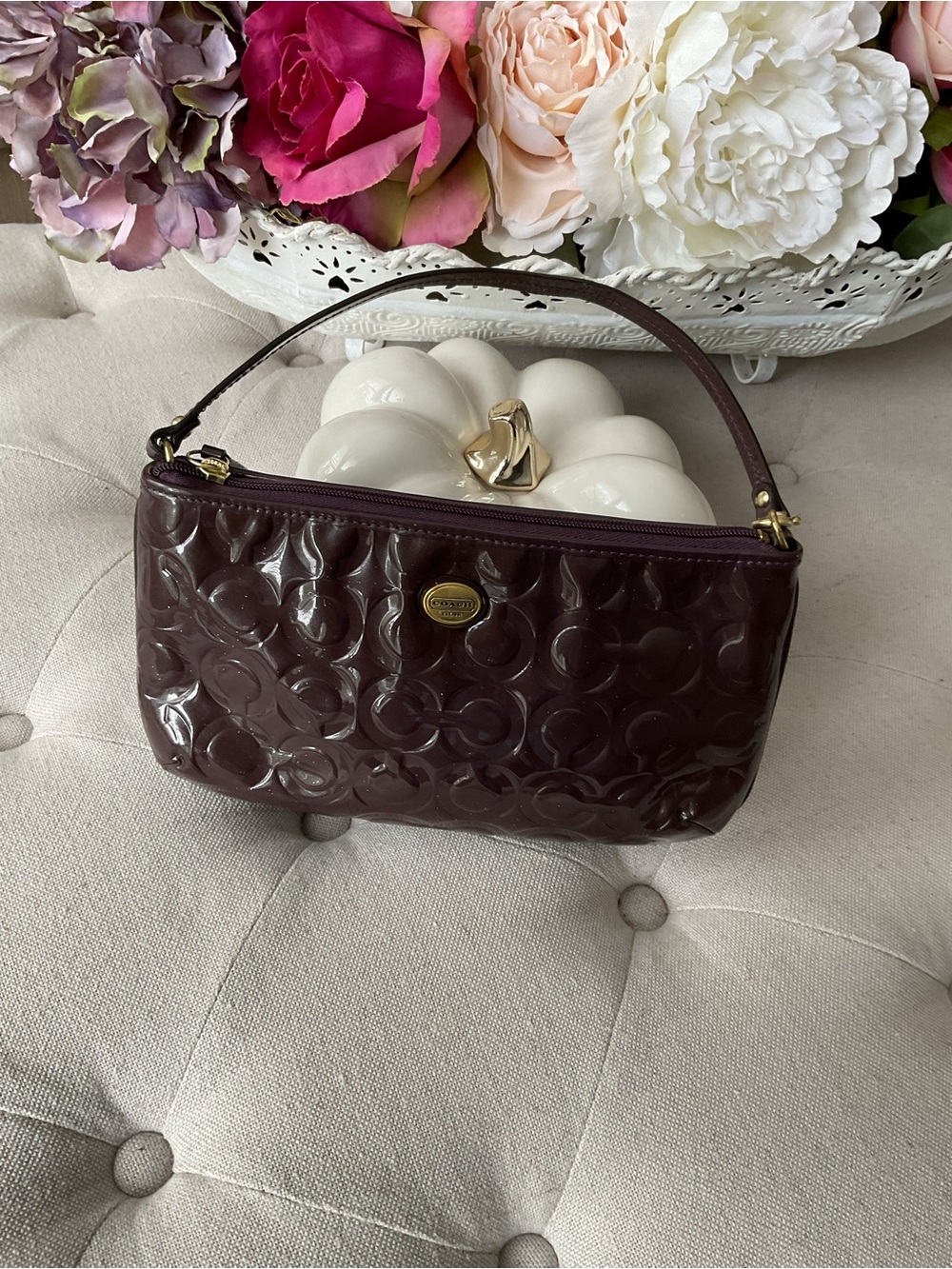 Coach Patent Signature Shoulder Bag in Burgundy Patent - Picture 3 of 9